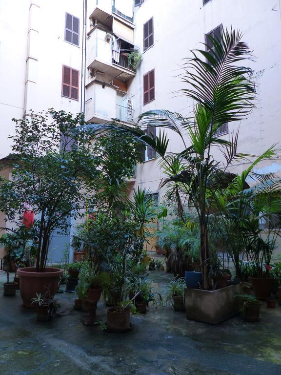 Between Termini & Colosseo روما المظهر الخارجي الصورة